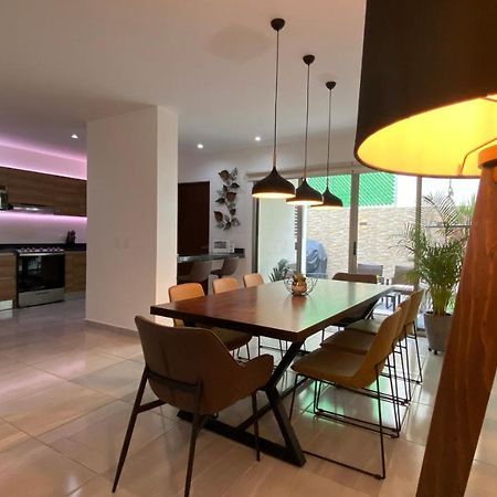 Kings Home - Big Modern House With Pool カンクン エクステリア 写真